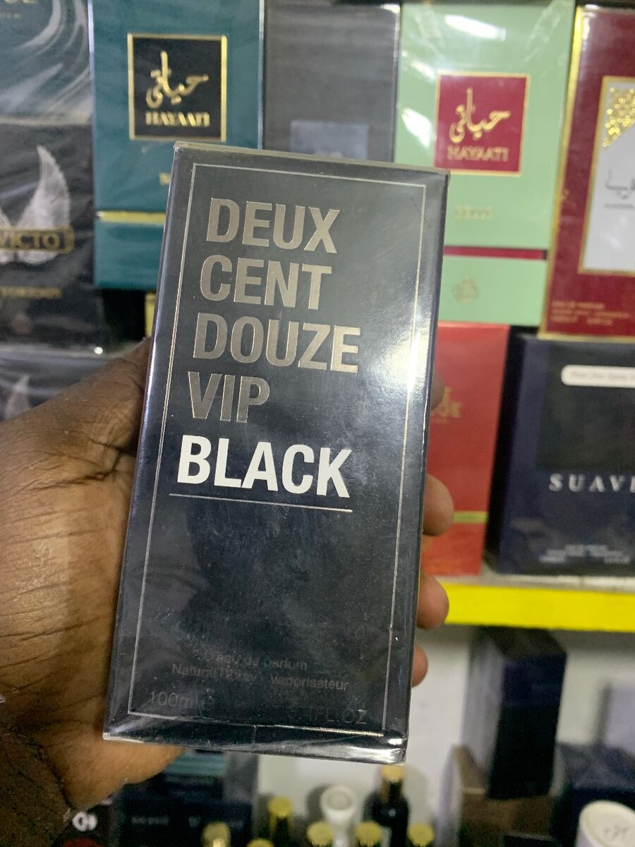 Parfum DEUX CENT DOUZE VIP