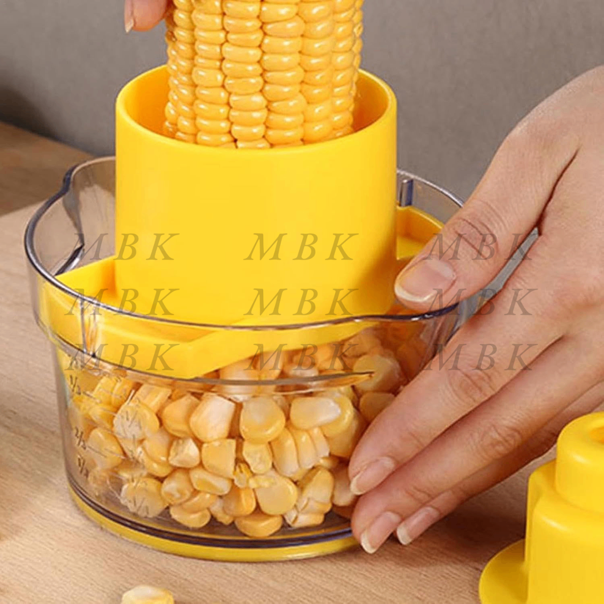 Râpe à maïs multifonction