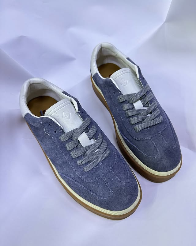 Кроссовки синие