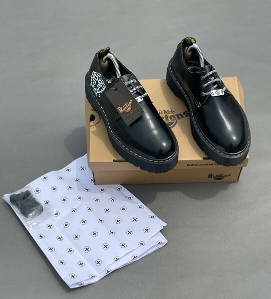 Chaussures habillées homme luxueuses