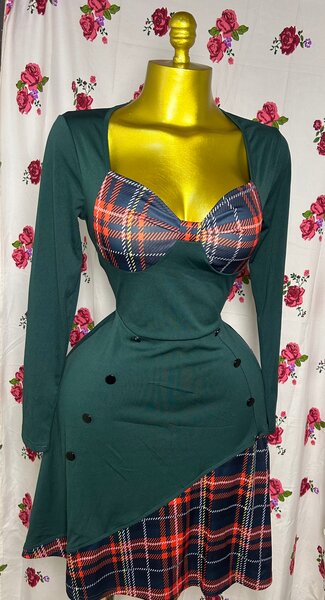 Robe élégante asymétrique
