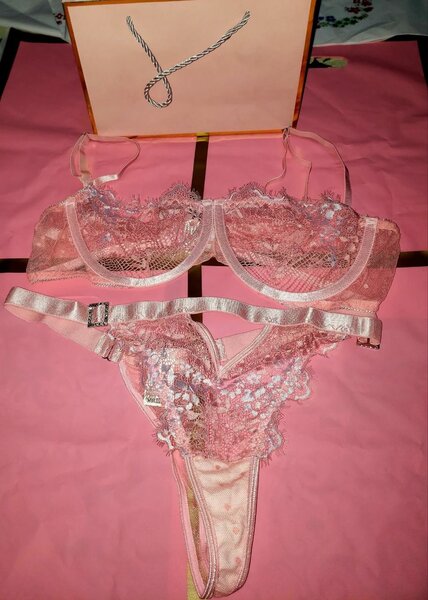 Ensemble Lingerie Dentelle Rose