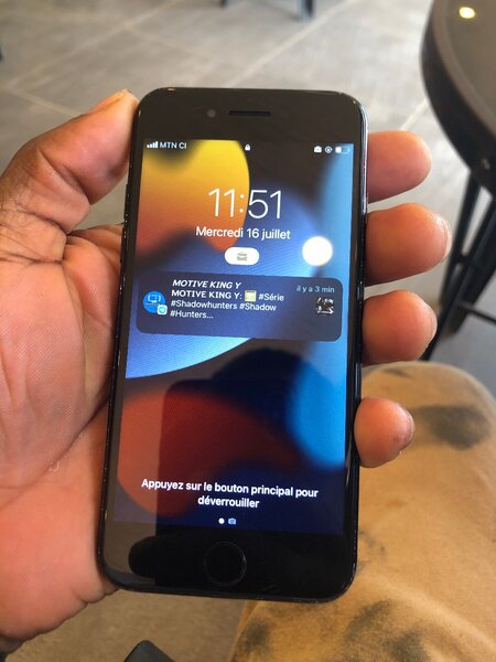 iPhone 7 Noir  128 Go