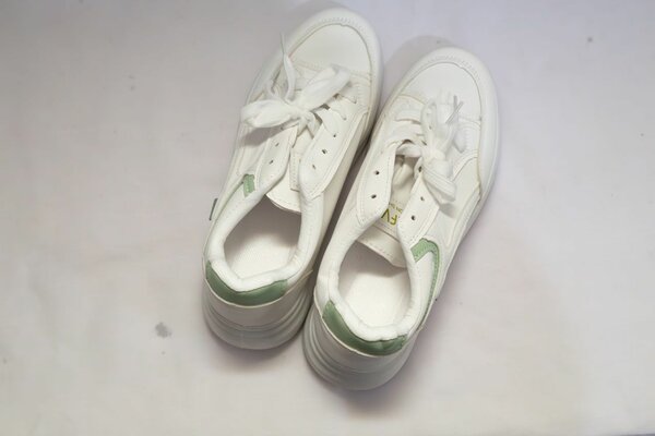 Baskets blanches unisexes