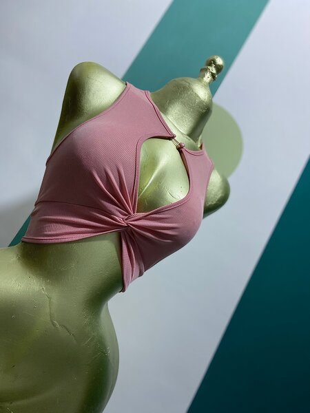 Haut rose noué femme