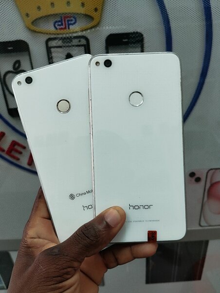 HUAWEI HONOR 8LITE 128GO+8GO RAM