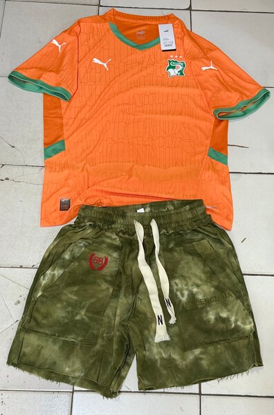 Ensemble sport décontracté