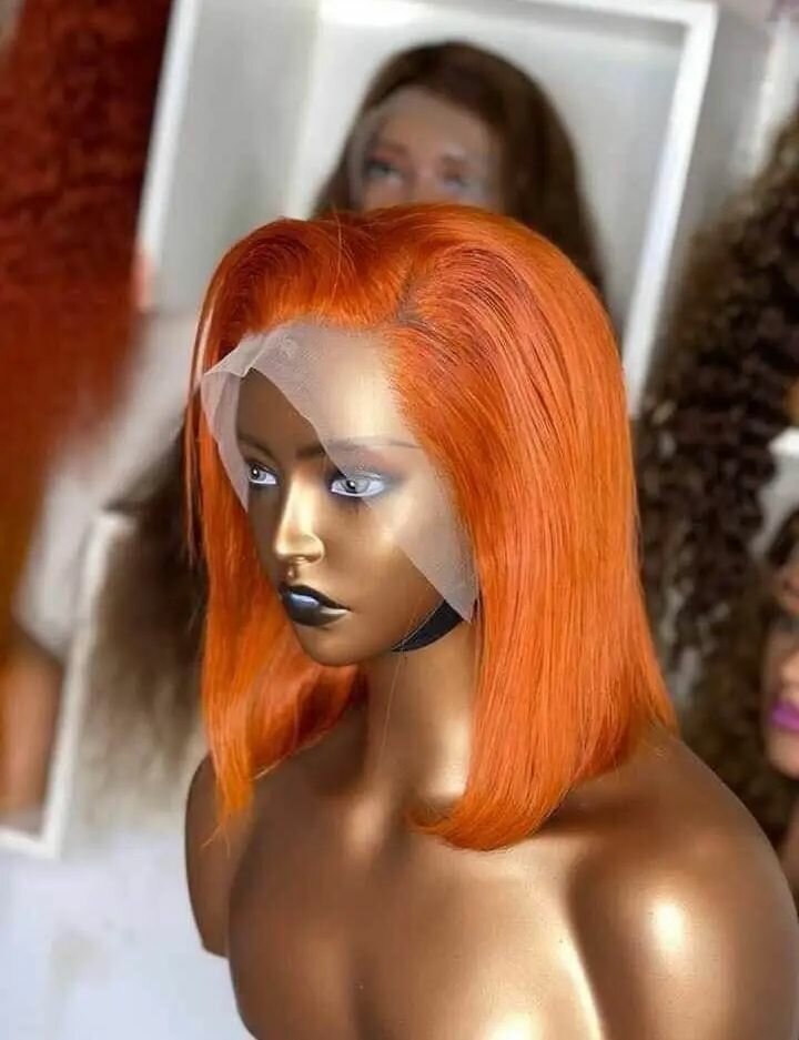 Perruque orange éclatante