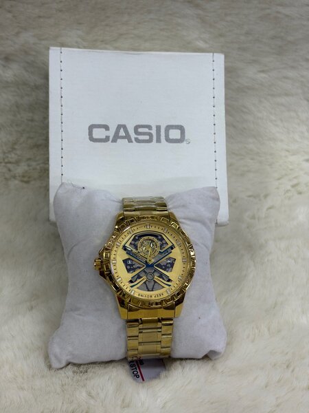 Montre Casio avec la boîte