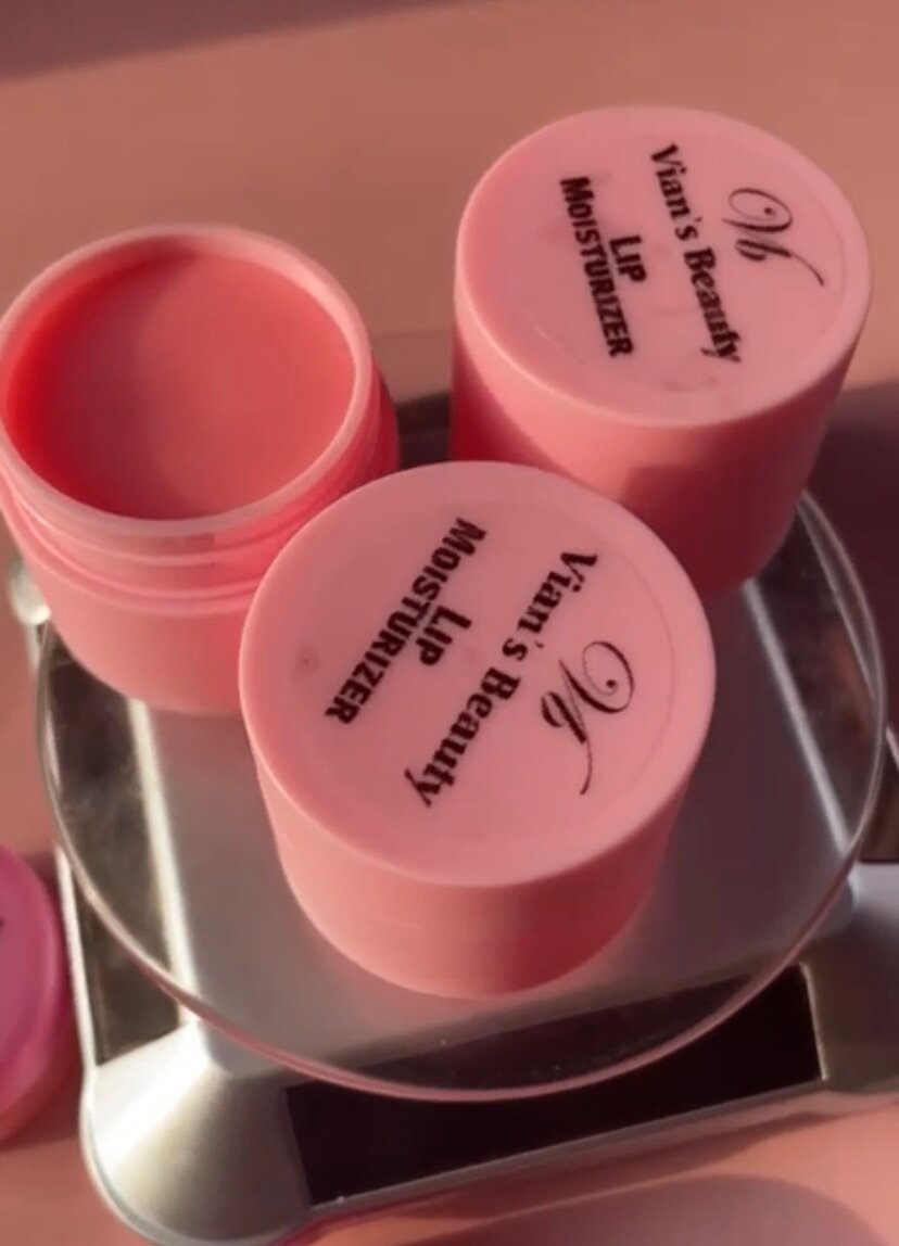 Hydrating lip gloss/mosturizer etc