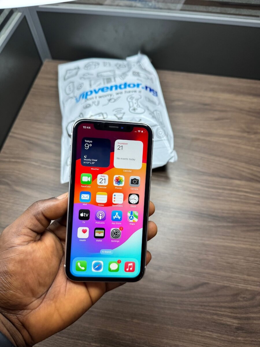 IPHONE XR