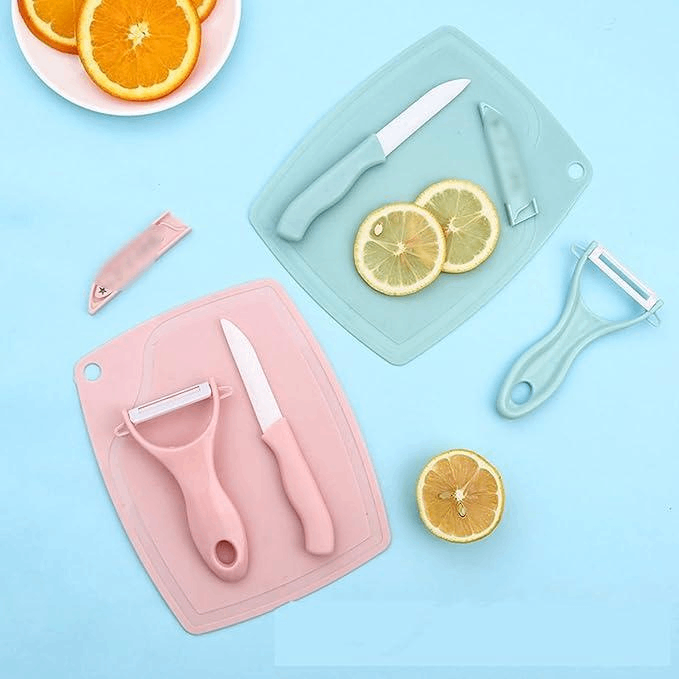 Cute 3 PC's of 1x peeler 1x knife 1x cutting board