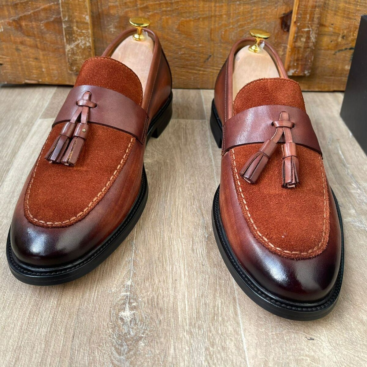 Mocassins en cuir à pampilles