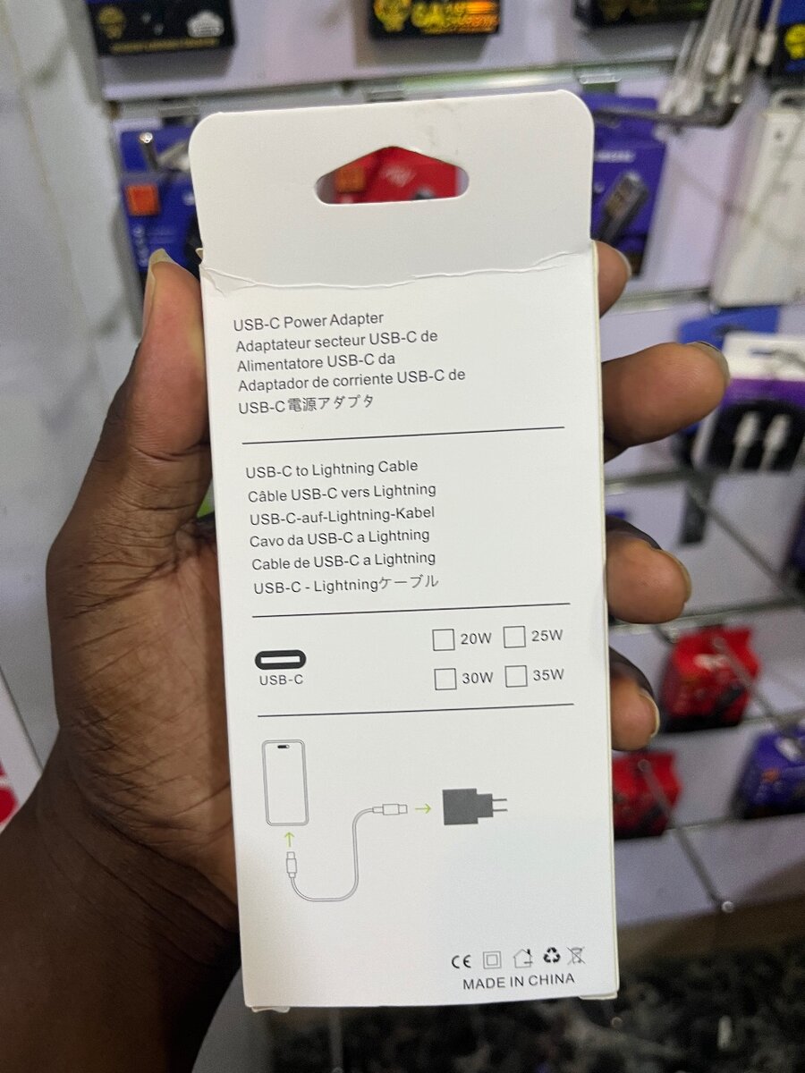 Chargeur USB-C avec Câble Lightning