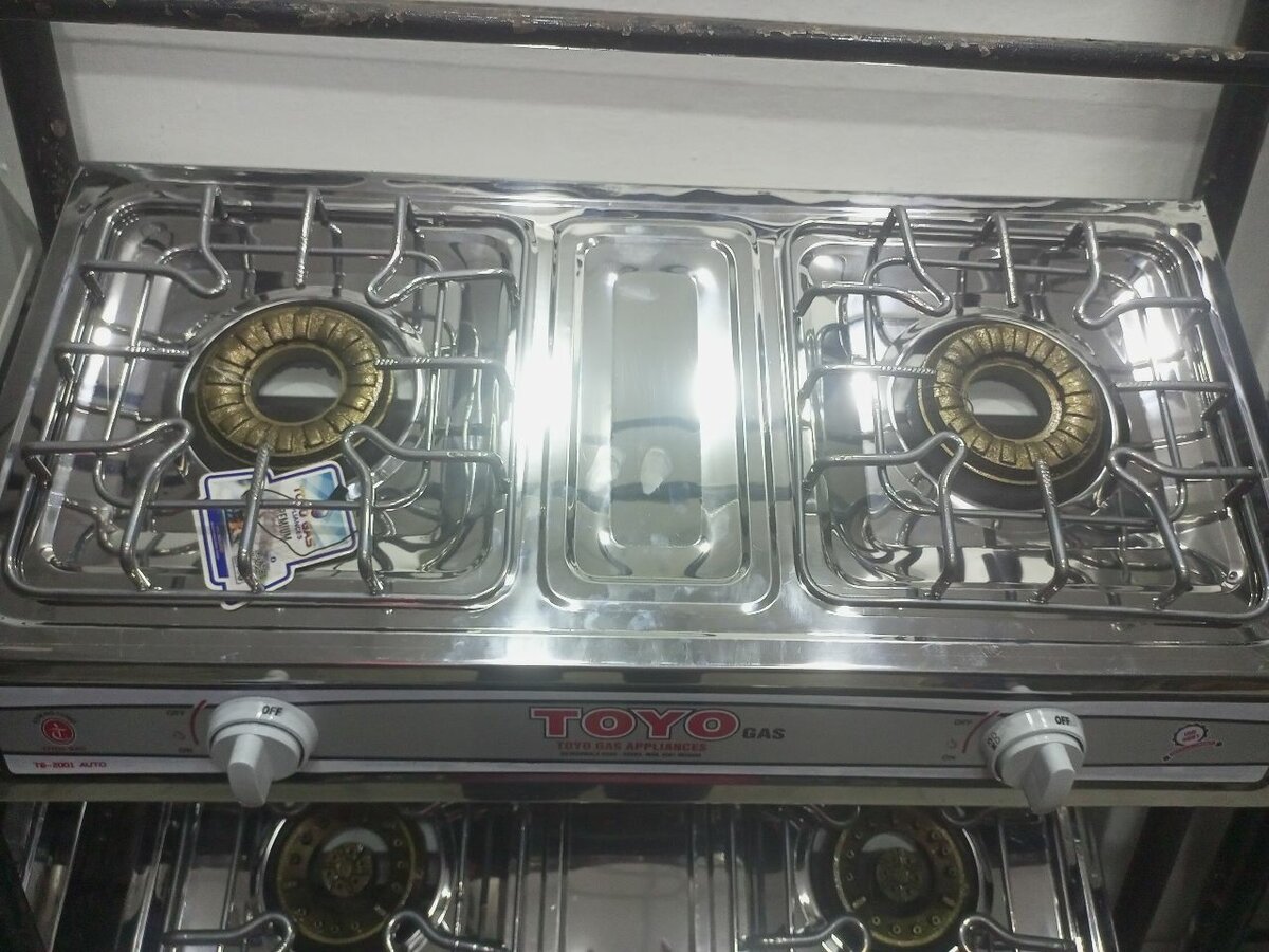 Toyo gass stove