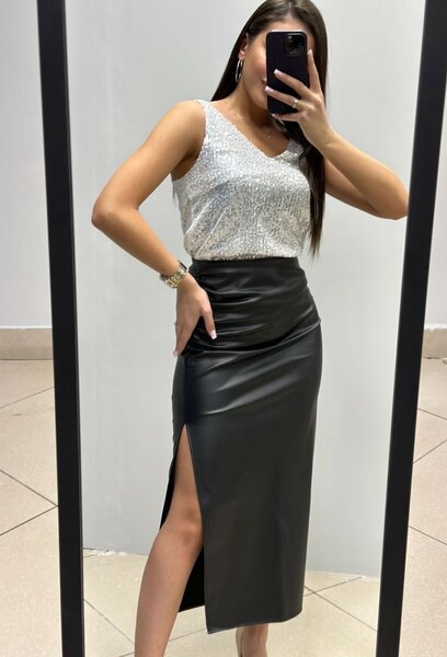 ЭКО кожа  S-M идеальная посадка отличное качество