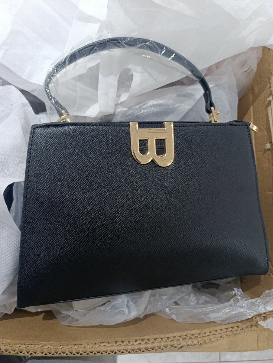 Sac à main élégant QAZA