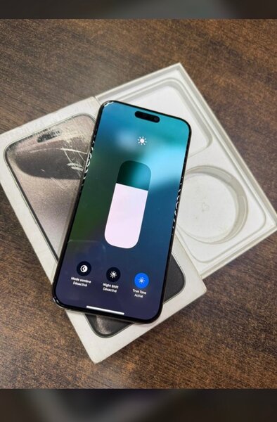 iPhone 15 Pro Max Argent Neuf