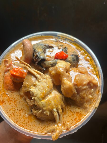 Soupe épicée aux fruits de mer