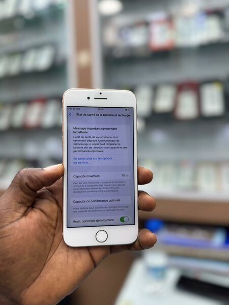 iPhone 8 simple 64Go tout pass