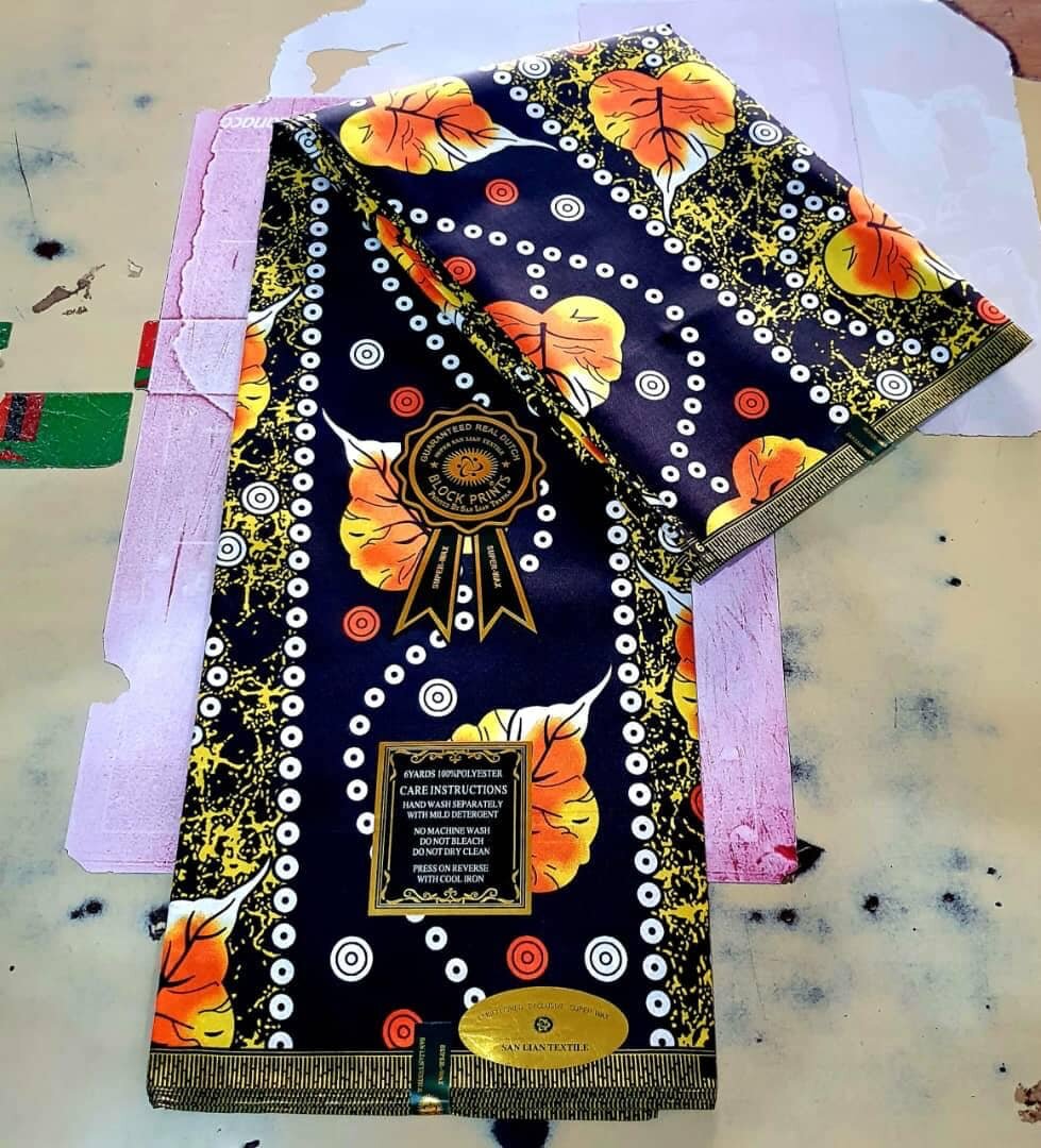 Polyester fabric with print