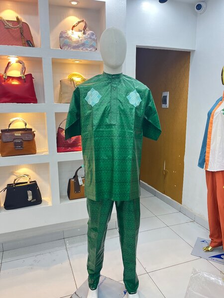 Bazin pour homme.