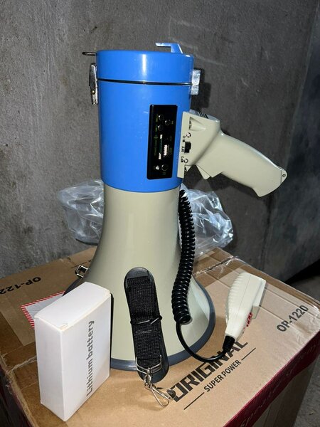 Mégaphone Très Haut Puissant 30w Haut-parleurs multifonction