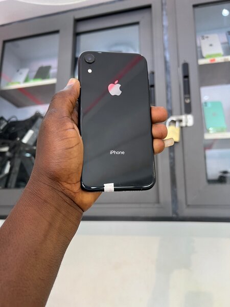 iPhone XR
