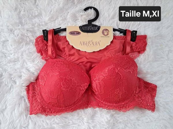 Lace Push-Up Bra Set