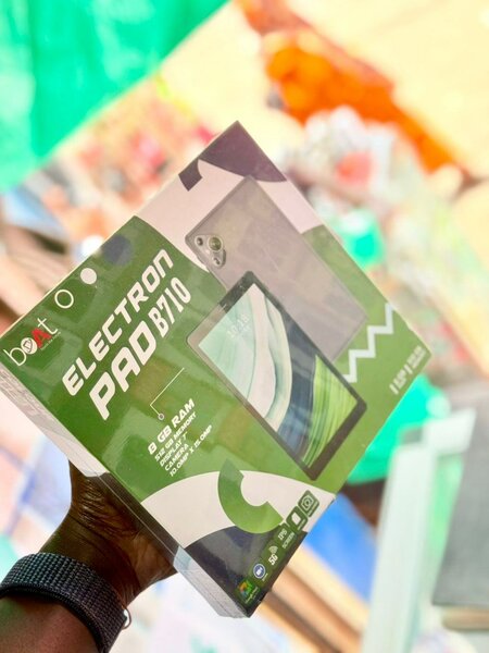 Tablette Electron PAD B710 8GB