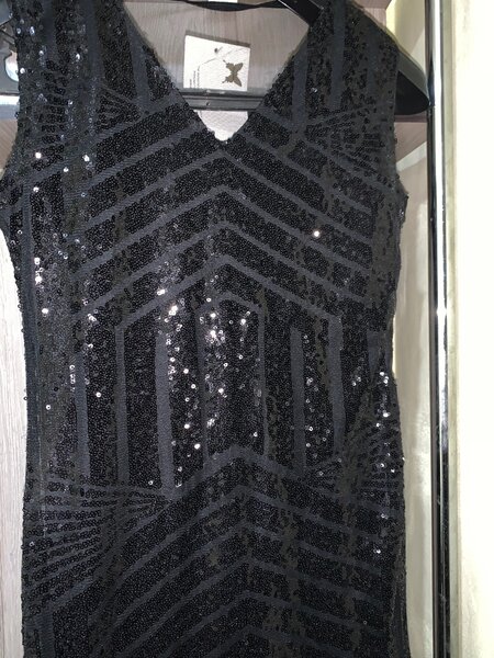 Платья черный