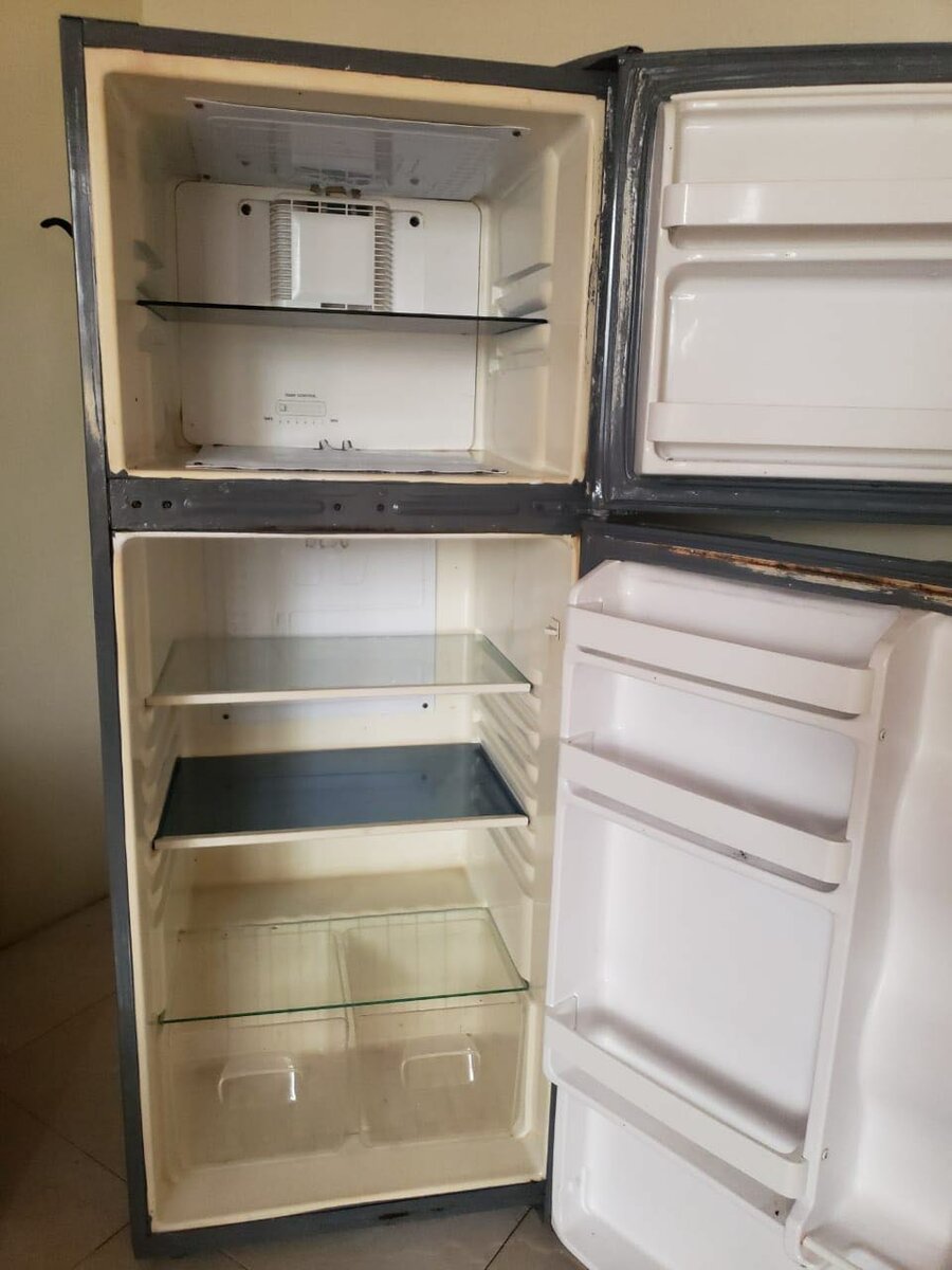 Refrigerator