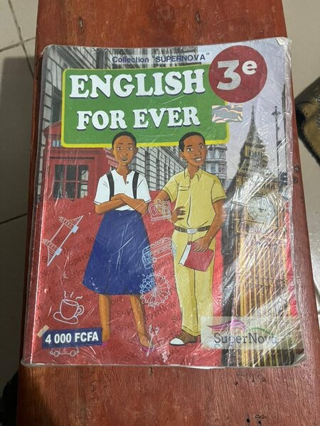 Livre Physique-Chimie 3e 2000f