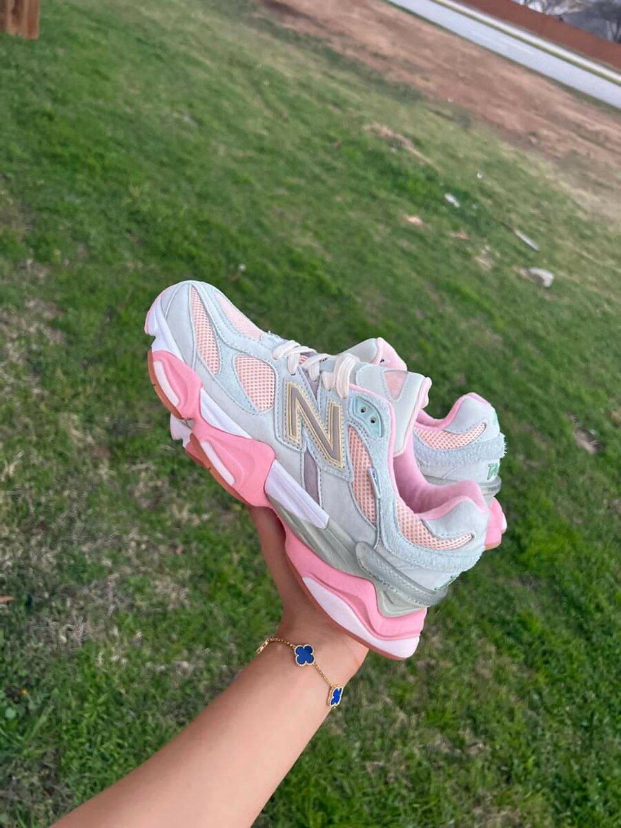 New Balance Sneakers