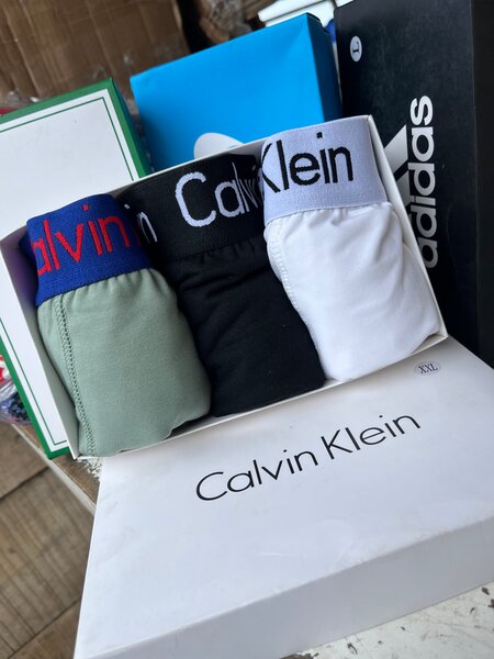 Lot de boxers de marques