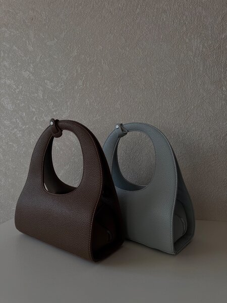 Стильные сумочки в трендовых цветах на весну