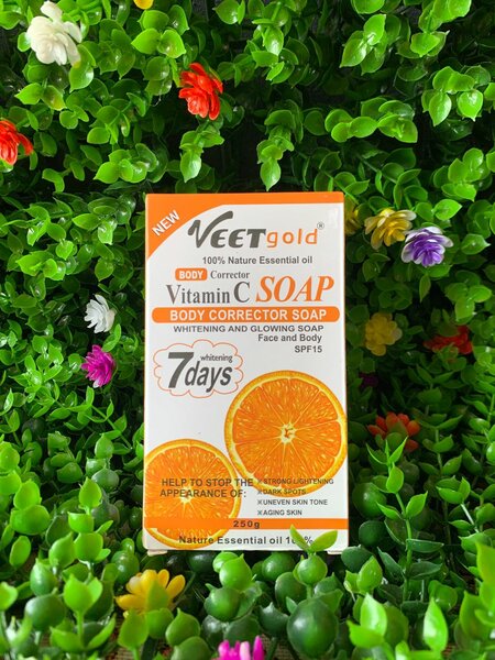 Savon Blanchissant Super Almond