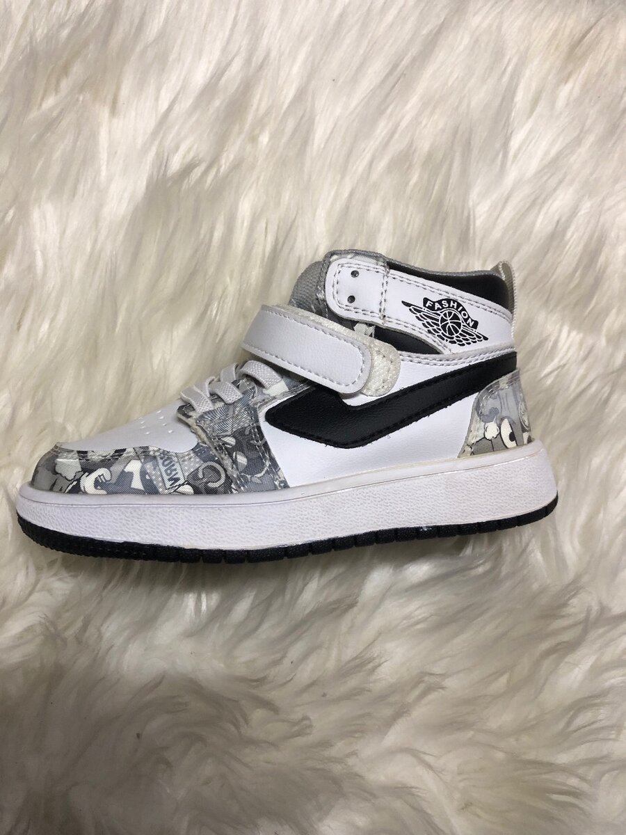 Baskets montantes enfant stylées