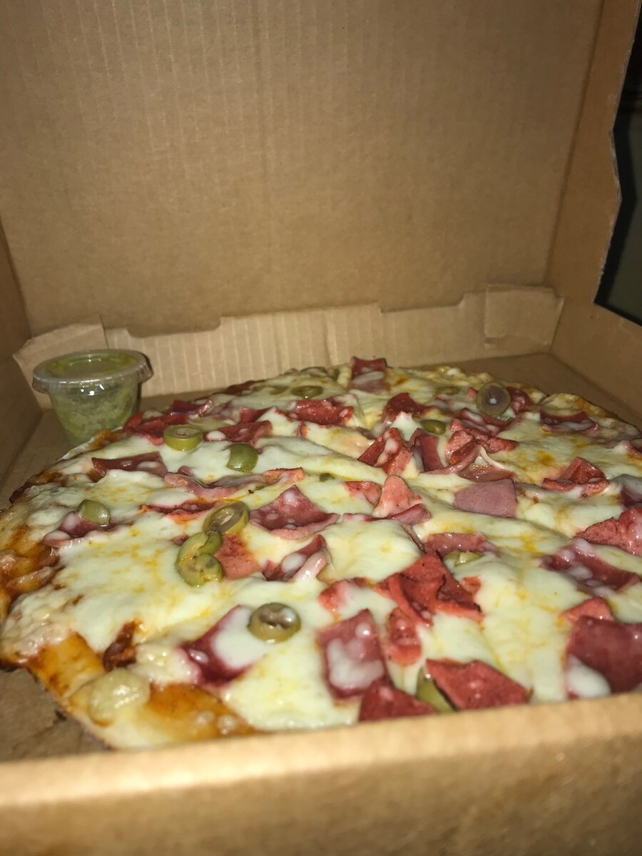 Pizza aux Champignons et Jambon