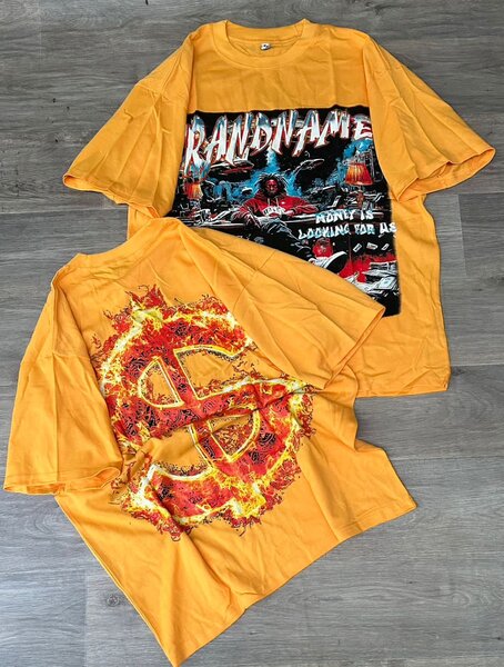 T-shirt graphique distinctive