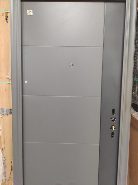 Porte blindée renforcée