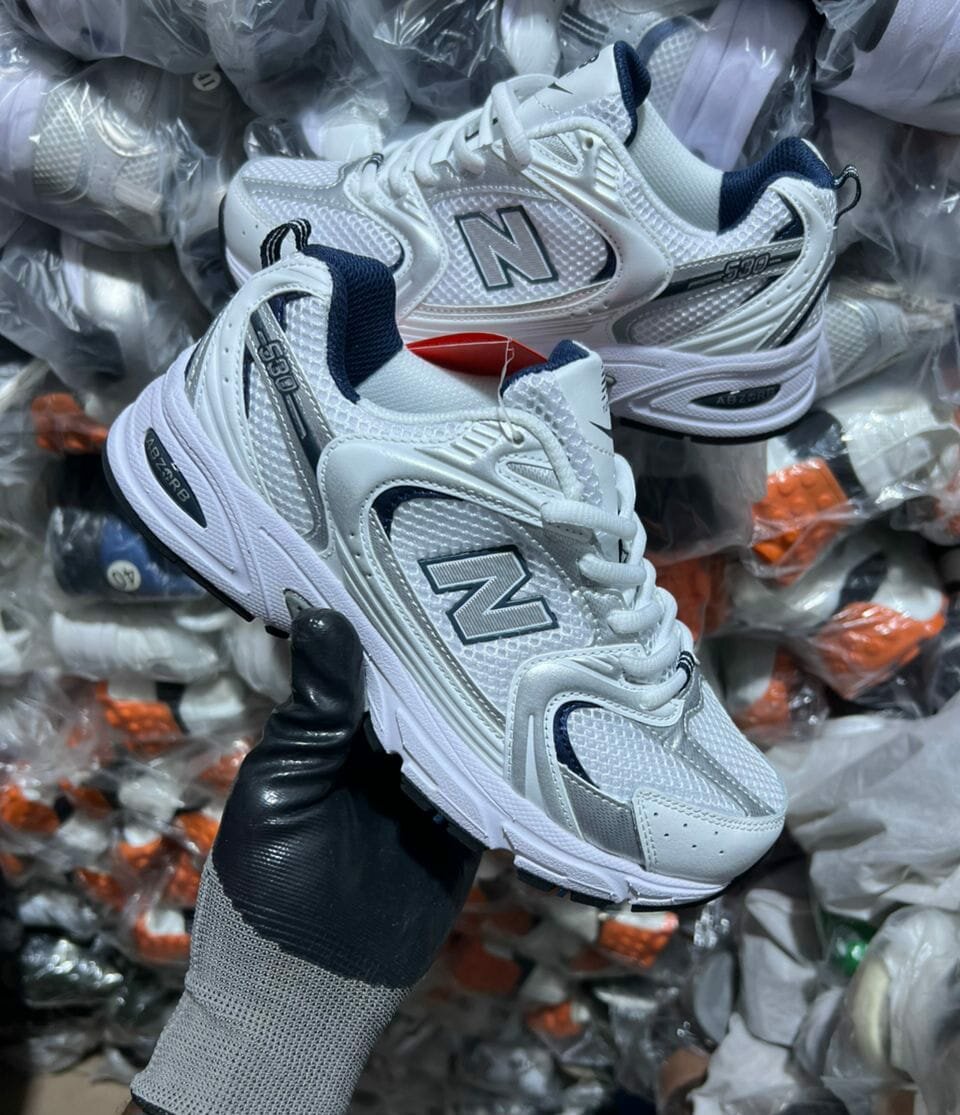 Baskets de sport blanches