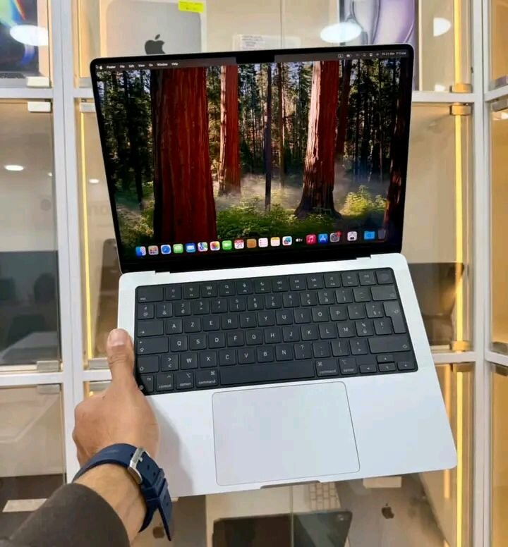 Ordinateur portable Apple élégant