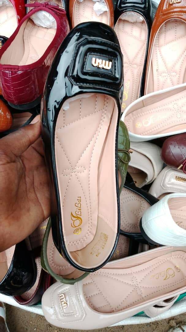 Ballerines Vernies Élégantes