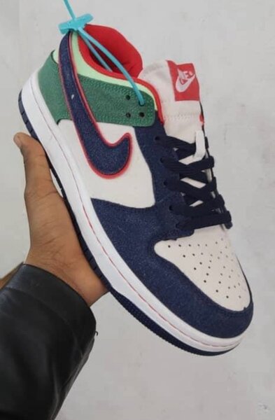Nike sbs available