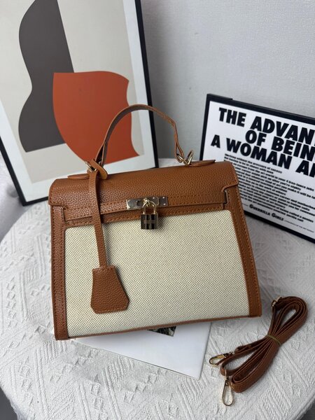 Sac à main élégant en cuir