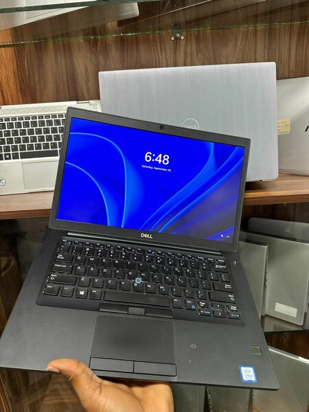 Dell Latitude 7490