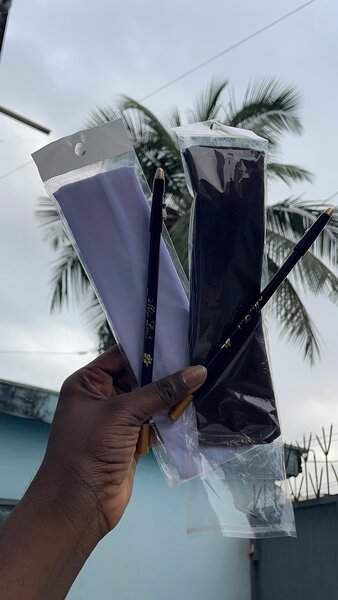 1 bandeau + 1 crayon à lèvres