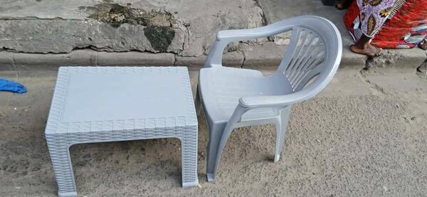 Ensemble 2  chaise table  en p