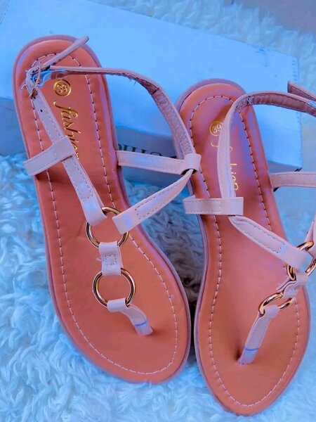 Ladies sandles